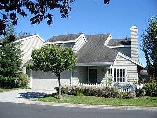 1st image of 762 Newport Cir