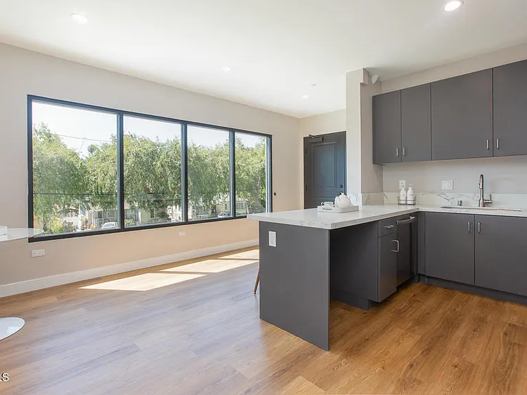 3682 Harriman Ave #1 — Photo 5