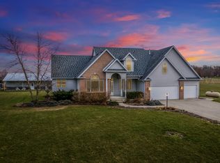 19102 Devall Rd, Spencerville, IN 46788