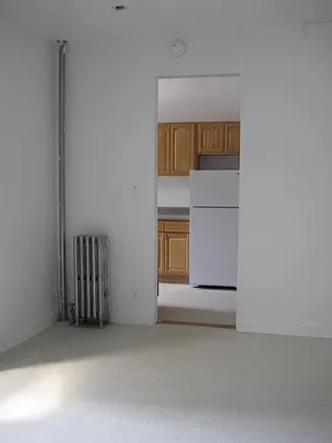 Rented by MCR Realty | media 3