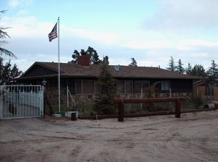 5910 Arrowhead Lake Rd, Hesperia, CA 92345