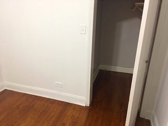 5th image of 7030 S Maplewood Ave