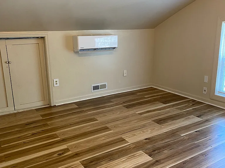 505 S Beaty St — Photo 19