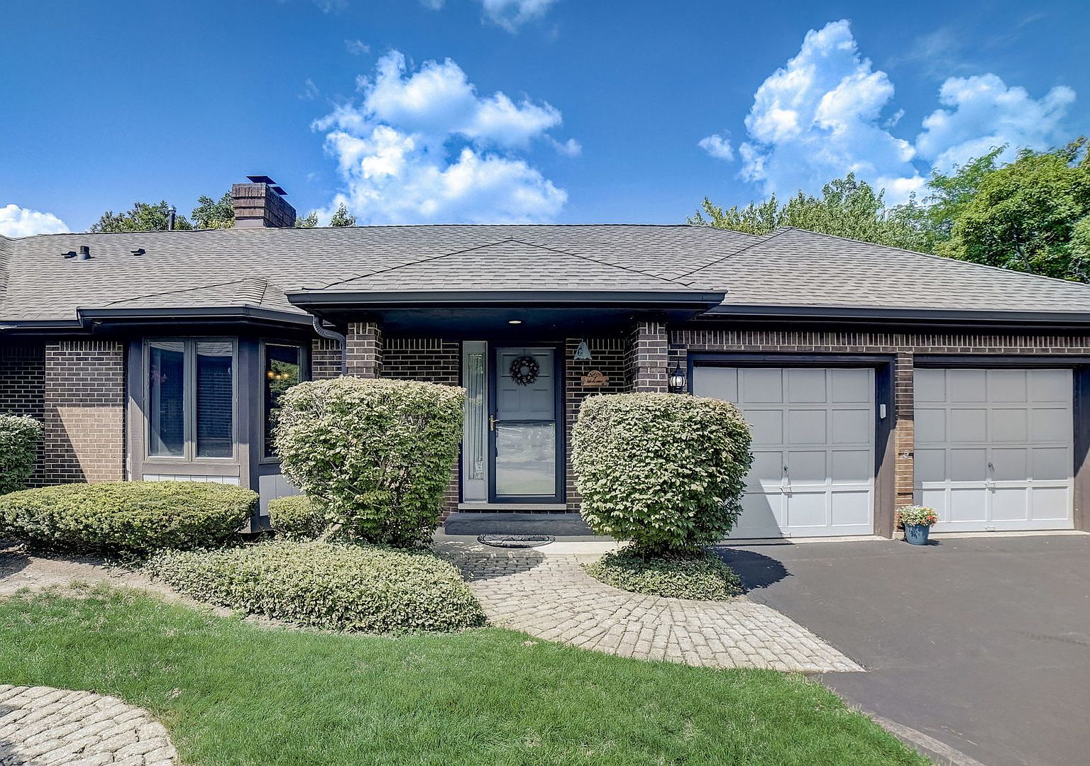 21 Phillippi Creek Dr, Elgin, IL 60120 Zillow