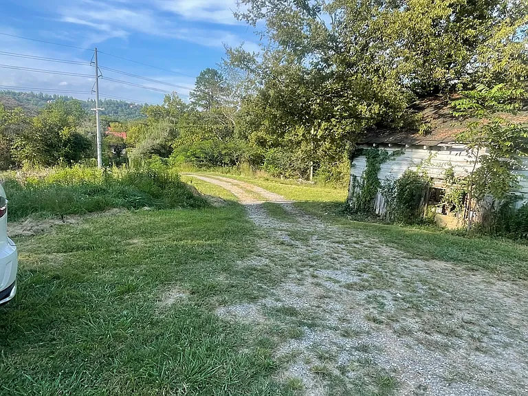 907 W Union Valley Rd — Photo 4