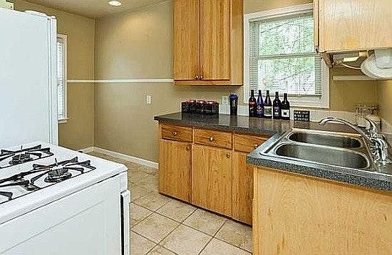 4th image of 2608 34th St