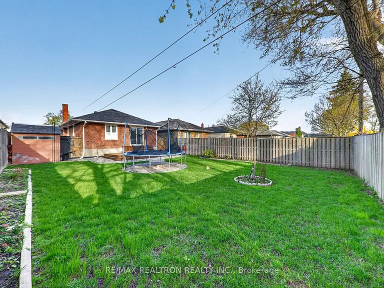 80 Waringstown Dr — Photo 18