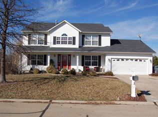 113 Grey Wolf Dr, O'Fallon, MO 63366