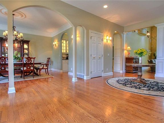 2nd image of 705 Hardwick Dr