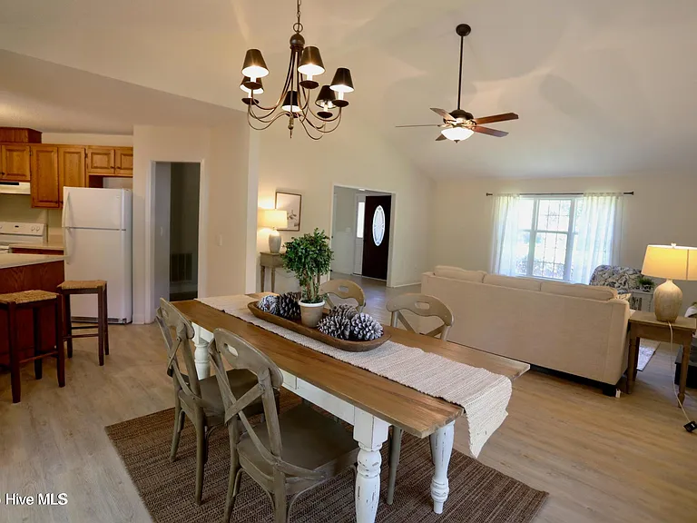 265 Longleaf Dr — Photo 12