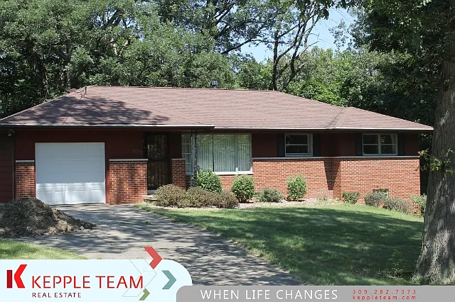 1815 E Maple Ridge Dr photo 1