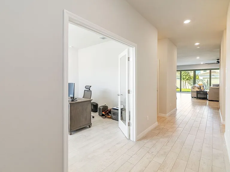 2710 Forestdale St — Photo 16