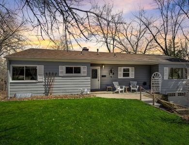 3310 Kyle Ave N, Golden Valley, MN, 55422
