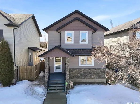 330 Lynd LANE, Saskatoon, SK S7T 0B1