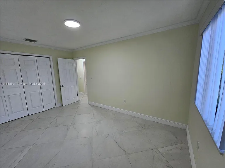 46 NW 35th St #2 — Photo 8