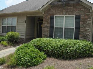 74 Thomaston St, Newnan, GA 30263