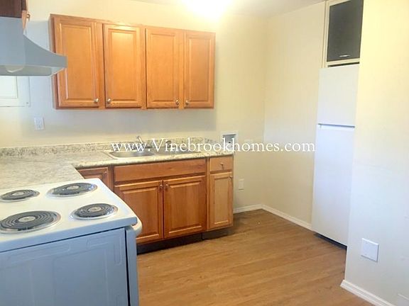 2nd image of 5020 Key West Dr
