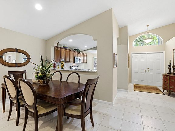4th image of 11820 Castellon Court