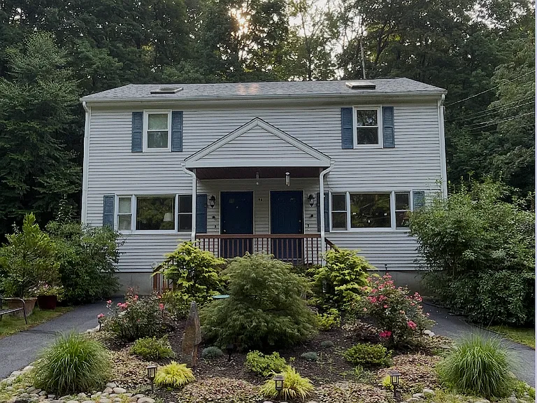 96 Amherst Rd #B — Photo 1