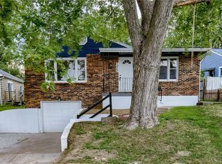 1217 S Willow Ave, Independence, MO 64052