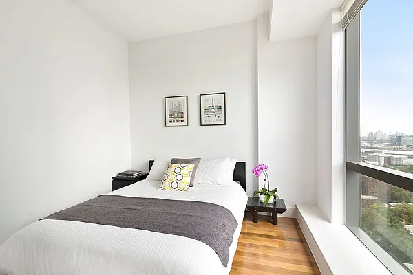 Sold by Compass | media 3