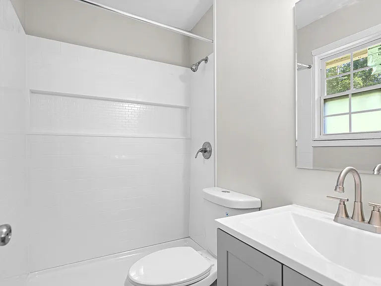 1380 Plaza Ave SW — Photo 13