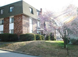 101 Dubuque St APT 6, Manchester, NH 03102