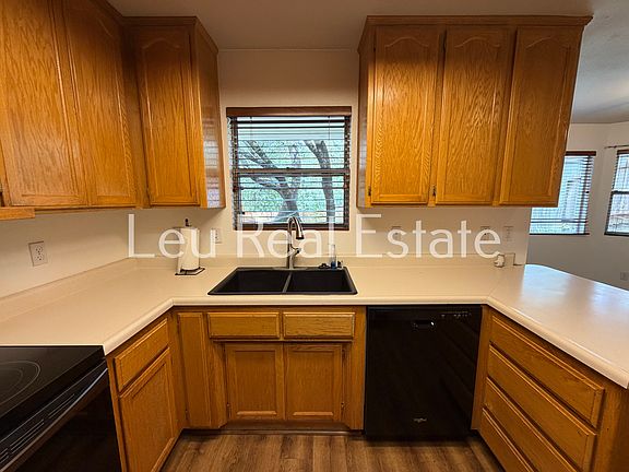 4th image of 2548 Golden Eagle Ln
