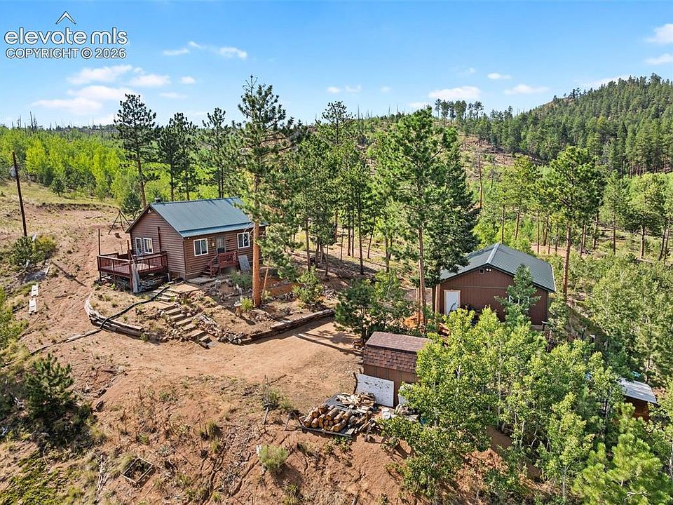 1st image of 504 Valley Dr