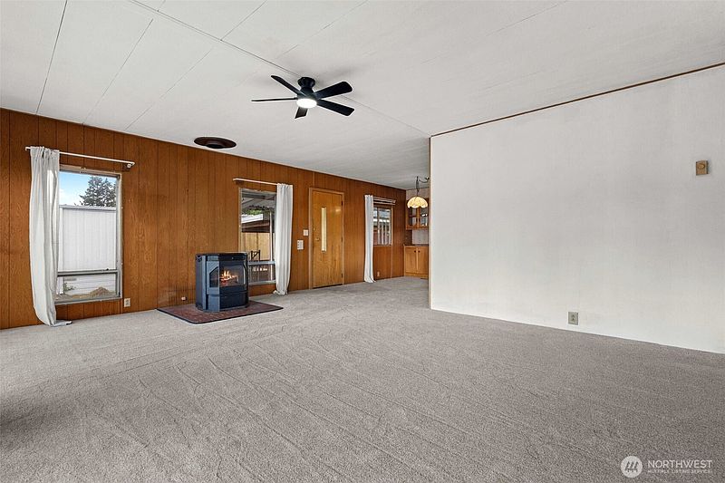 5th image of 3702 Hunt Street #32