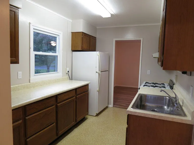 1107 Briarcliff Dr — Photo 13