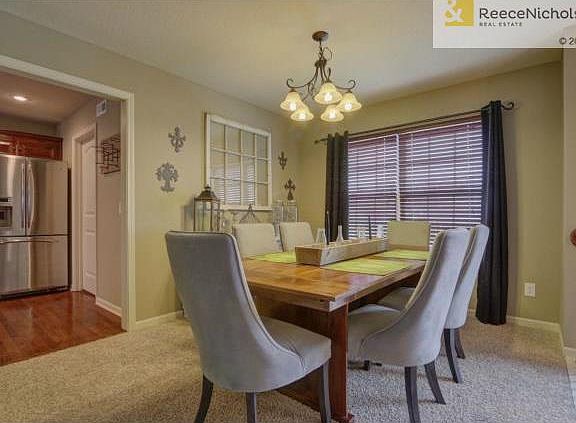 This area can be using as either a formal dining room or office.