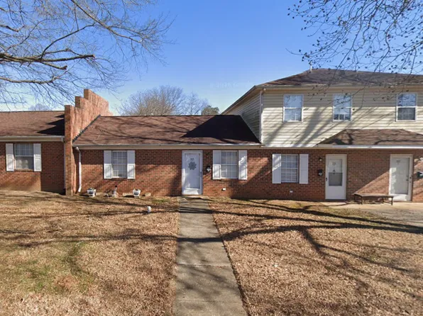 212 College St #G, Graham, NC 27253