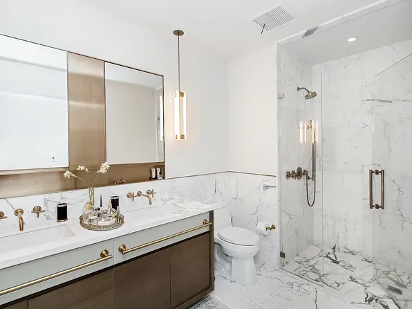 305 East 51st Street 6G image 3 of 14