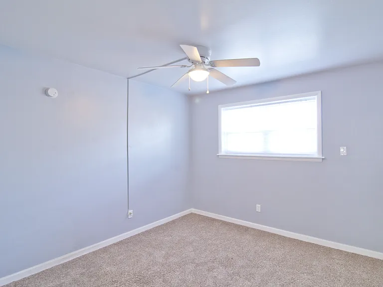 400 W Union St — Photo 33
