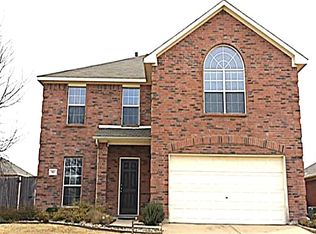 907 Meadowbrook Ln, Mansfield, TX 76063