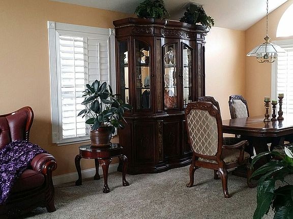 2nd image of 119 Mint Leaf Way