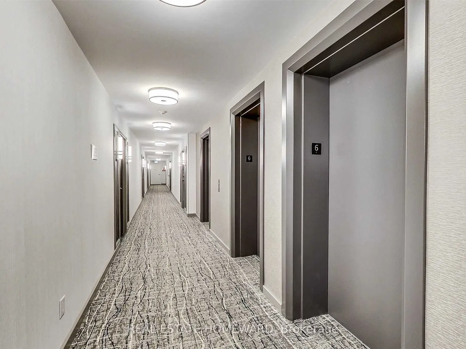L'Esprit Condominiums on Maitland — Photo 4