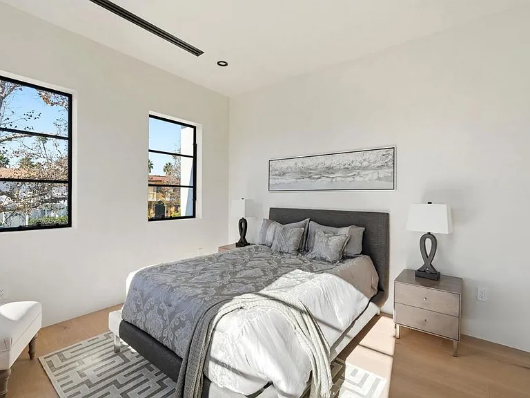 160 N Stanley Dr — Photo 42