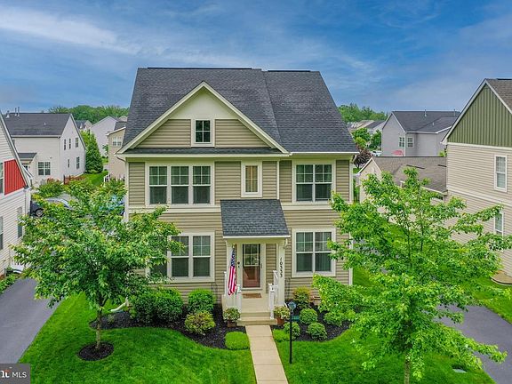 2nd image of 10333 Twin Leaf Dr