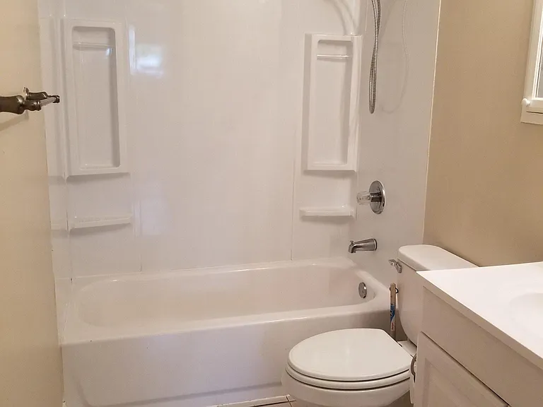 1909 Dooridge Dr — Photo 13
