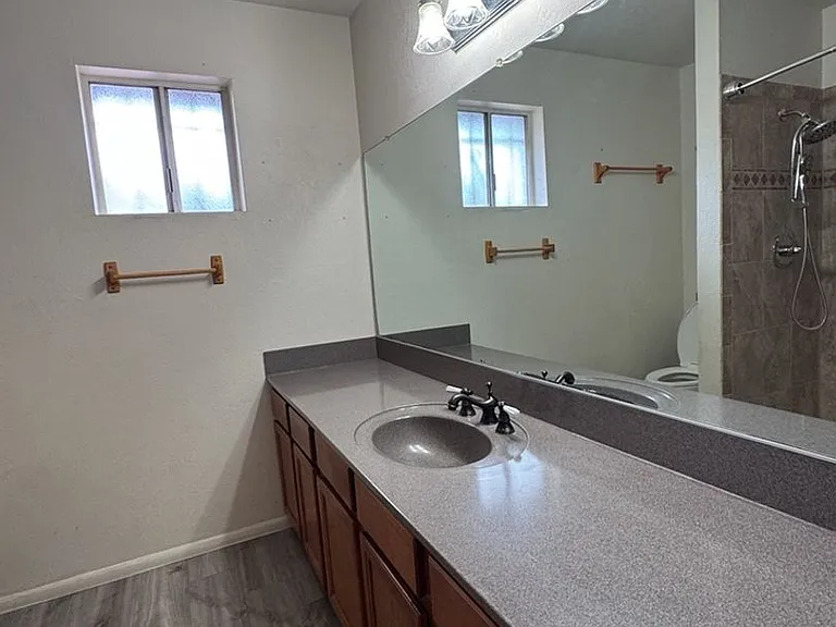 1281 N Catalina Dr — Photo 15