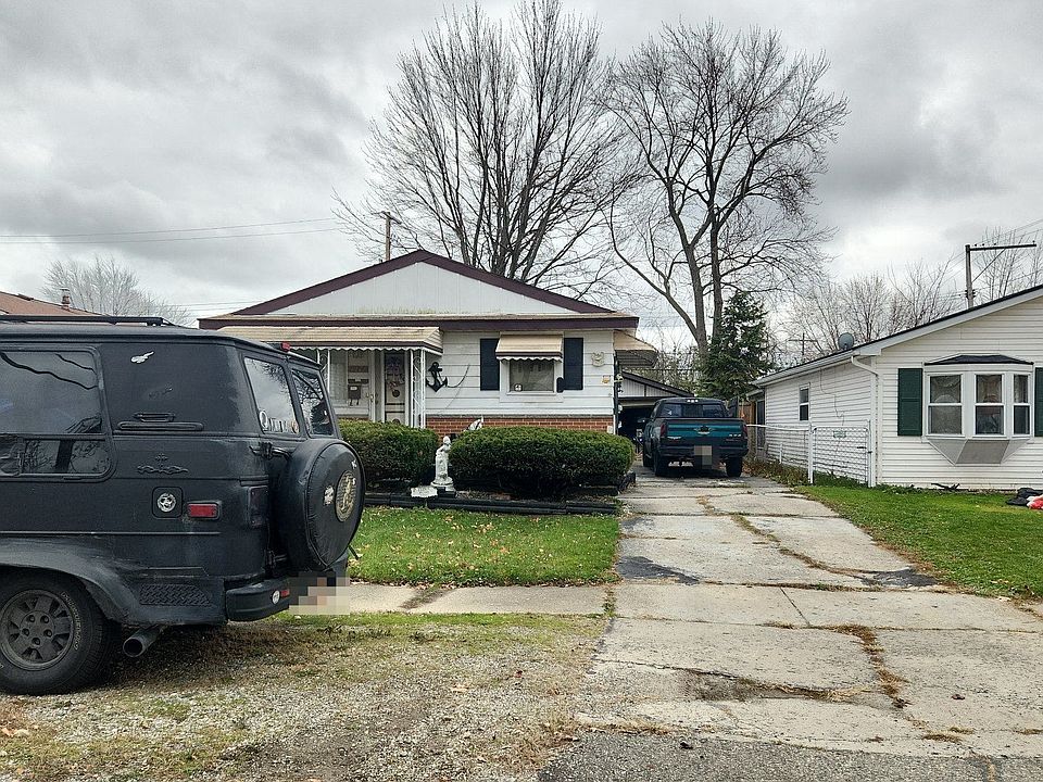1st image of 19742 Abrahm St
