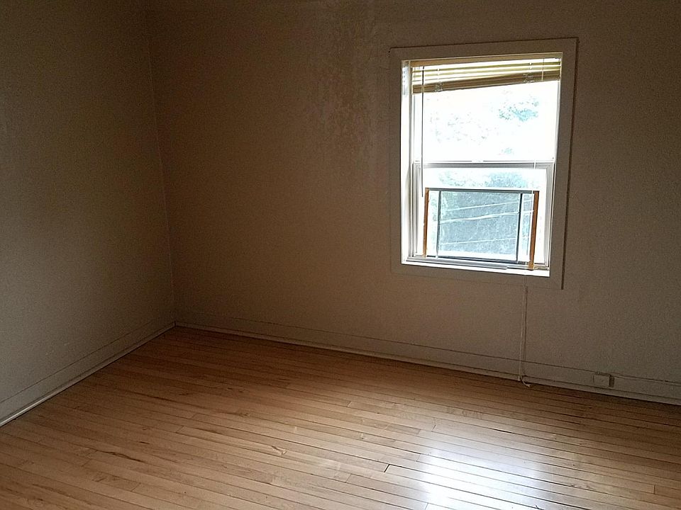2nd image of 316 N 61st Ave W #2