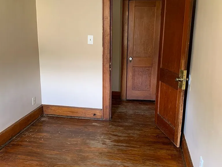 1237 Lynn St — Photo 13