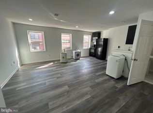 717 Sansom St APT 300, Philadelphia, PA 19106