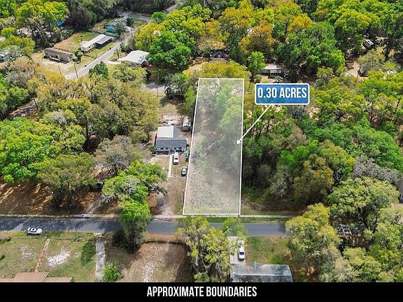 2nd image of Oak St Lot 9