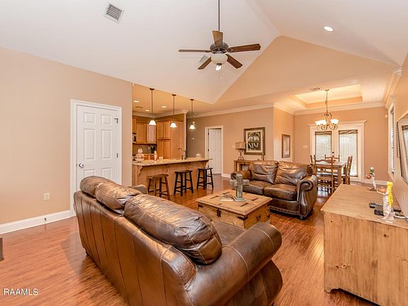 3rd image of 113 Milton Estates Ln