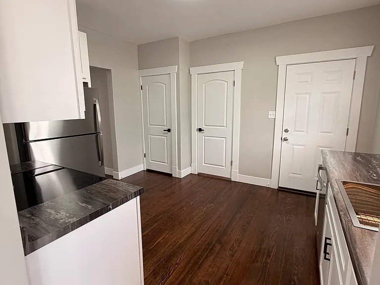 4730 Walter St — Photo 26