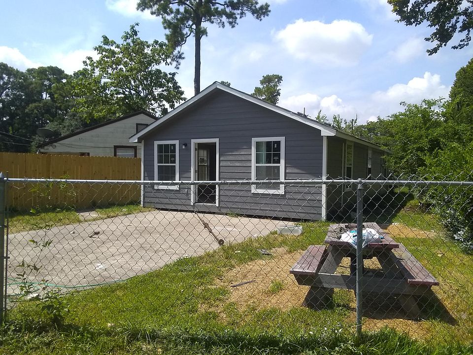 1st image of 6730 Fountaine St